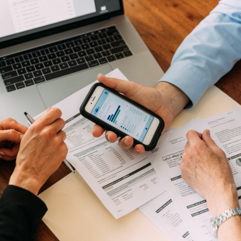 Doradca Finansowy w Toruniu: Twój Klucz do Stabilności Finansowej